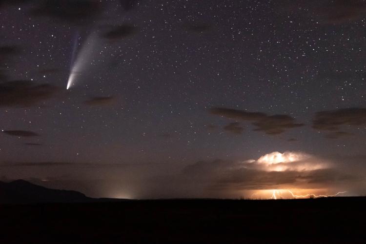 shooting star in the night sky